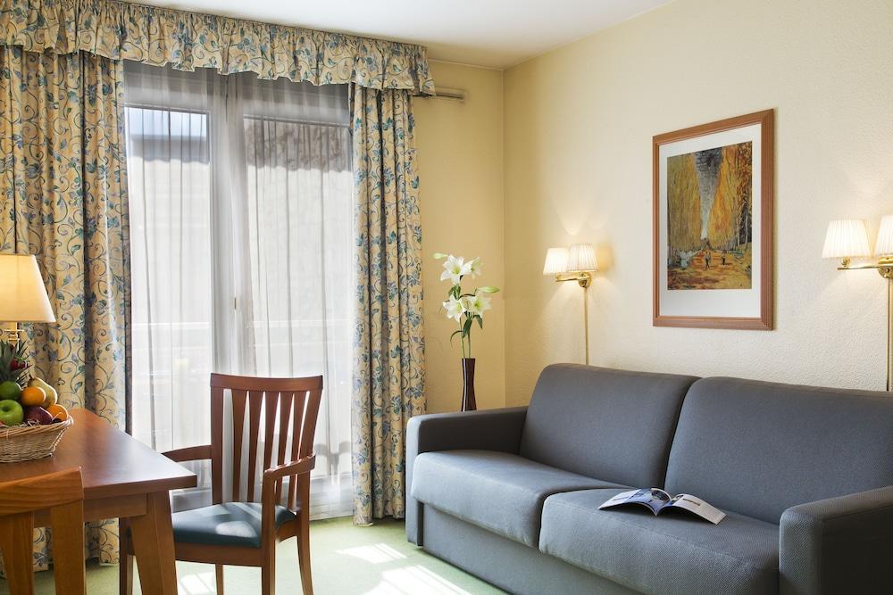 Residhome Promenade Lejlighedshotel 3*